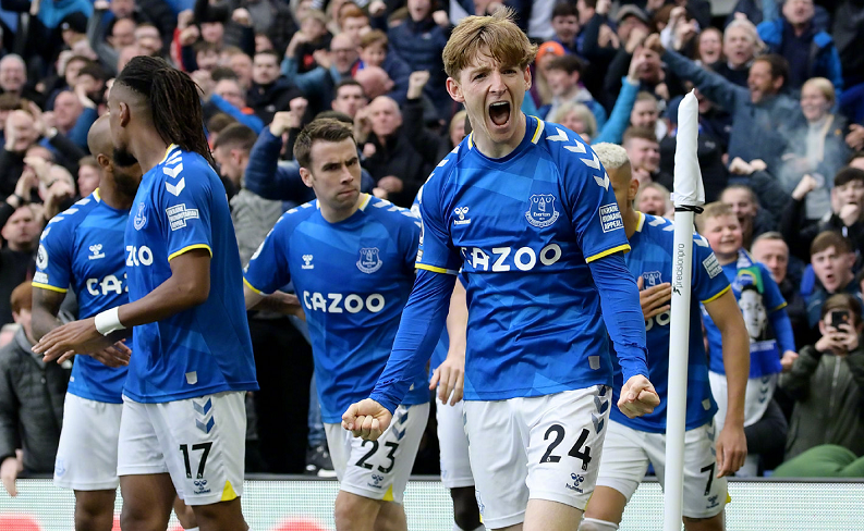 罗马诺：联赛10轮0胜，佛罗伦萨主帅皮奥利已在下课边缘（罗马诺：联赛十轮未尝胜绩，佛罗伦萨主帅皮奥利濒临下课）