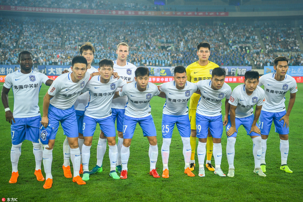 兰克尔-泽在上周举办婚礼，此前他与青岛海牛闹得不欢而散（与青岛海牛不欢而散后，兰克尔-泽上周步入婚姻殿堂）