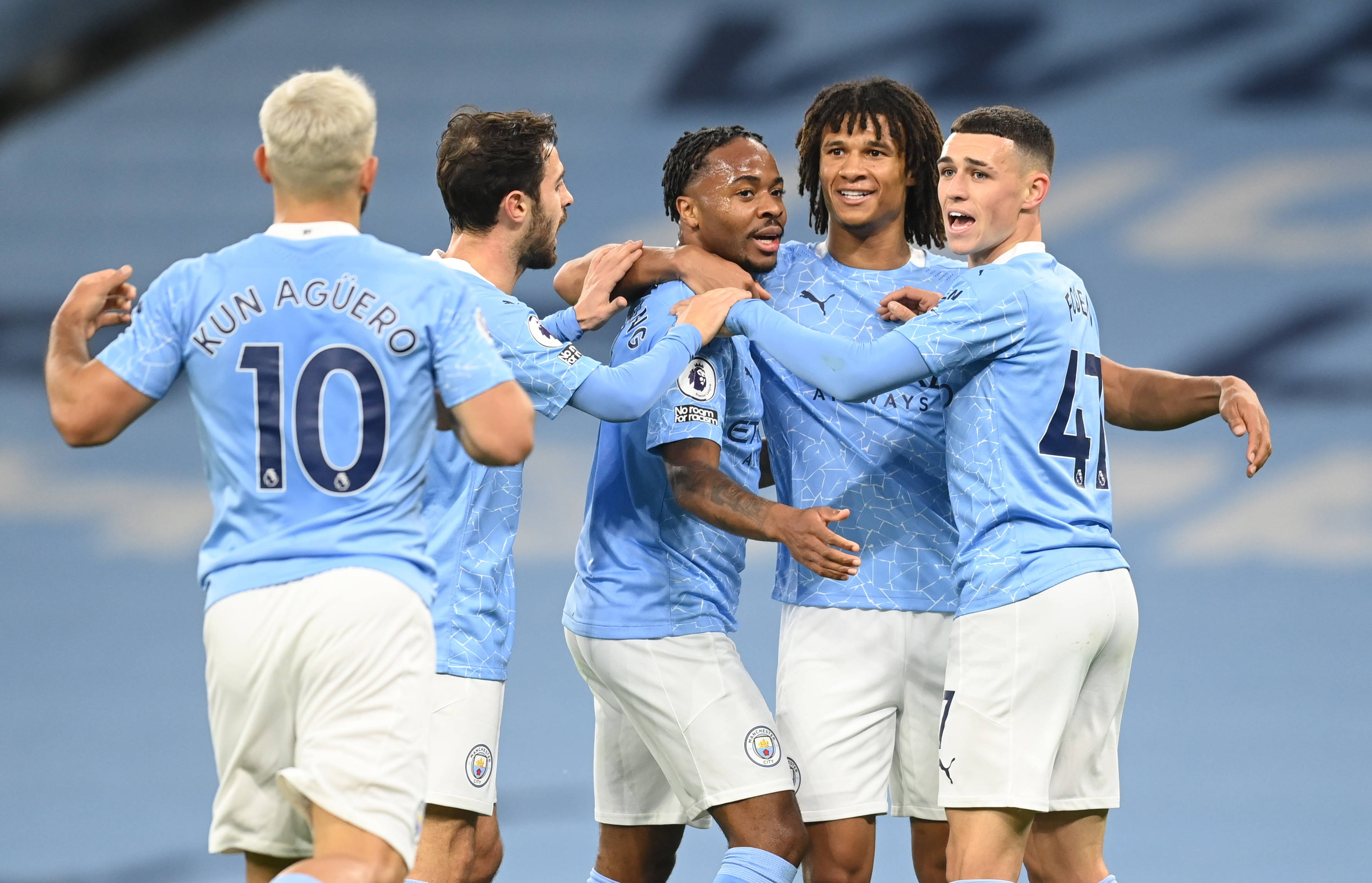 未来可期，李新翔中超处子赛季即收获6球3助（李新翔中超首季斩获6球3助，前景可期）