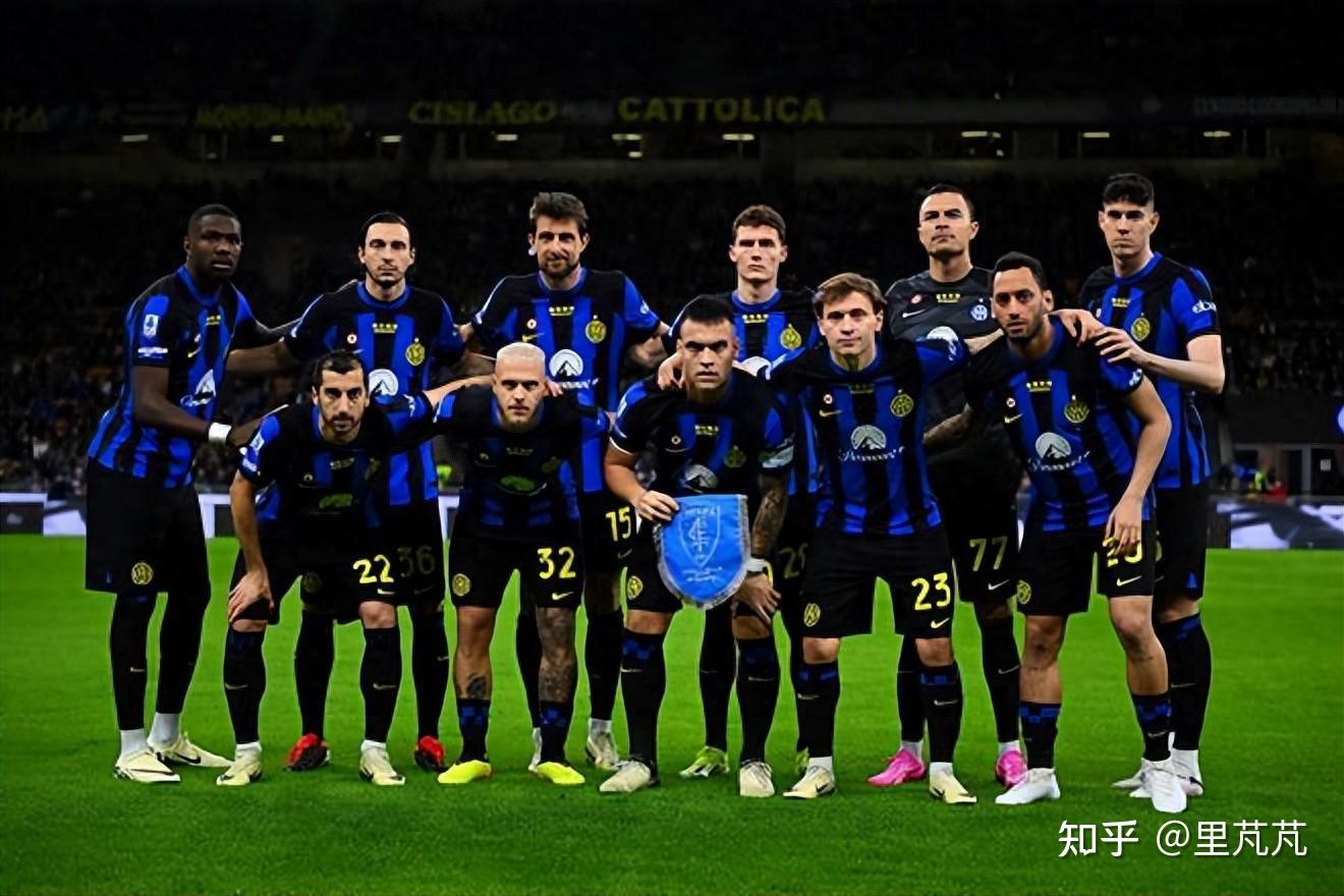 成都蓉城祝贺铜梁龙冲超：期待我们明年中超赛场见（成都蓉城恭贺铜梁龙成功冲超，期待明年中超赛场相见）