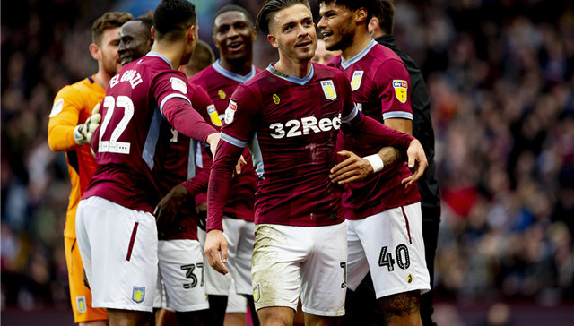 世体：霍安-加西亚因遭受撞击一瘸一拐，但能出战本轮欧冠（世体：霍安-加西亚遭撞击致跛行，仍将出战本轮欧冠）