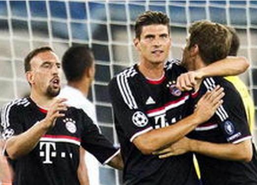 二象性，海港去年进96球刷中超纪录，今年丢44球刷冠军队纪录