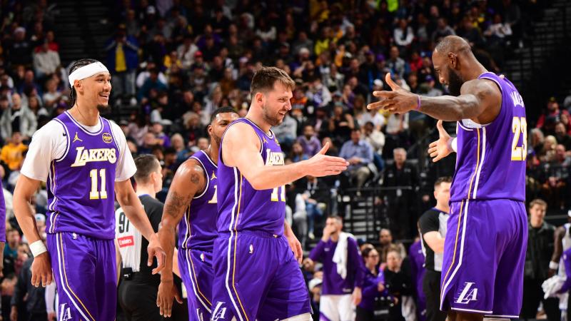 澳媒：珀斯光荣临时主帅即将转正，格里菲斯带队三连胜（澳媒：三连胜在手，珀斯光荣临帅格里菲斯将获正式任命）