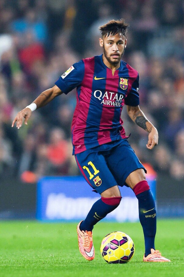 触底反弹！维拉创111年神迹，从最差开局到十连胜（从谷底到巅峰！维拉缔造111年纪录，最差开局后豪取十连胜）